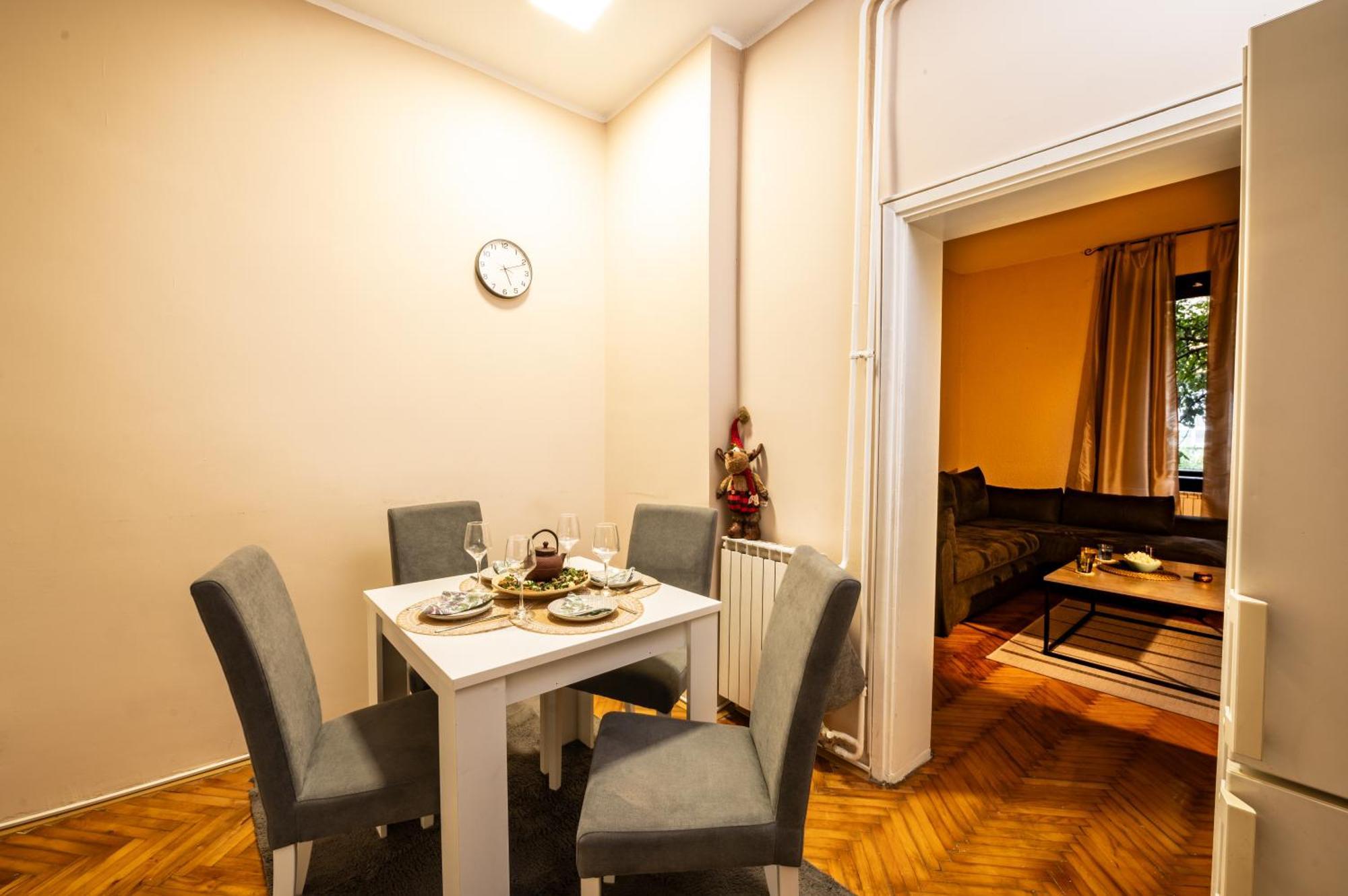 Cozy Apartment In City Center Belgrade Exterior photo